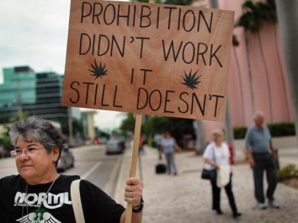 Florida Attorney General Candidate Leads Pro Marijuana Rally